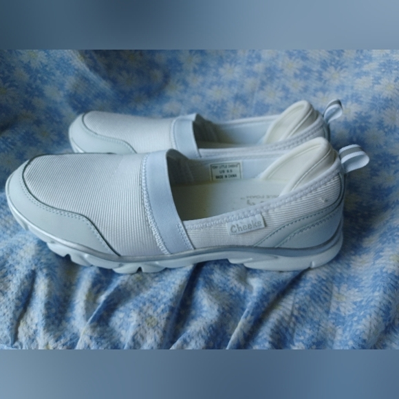 Tony Little Cheeks White Lightweight Walker Walk Slip on Shoe NEW - Picture 4 of 6